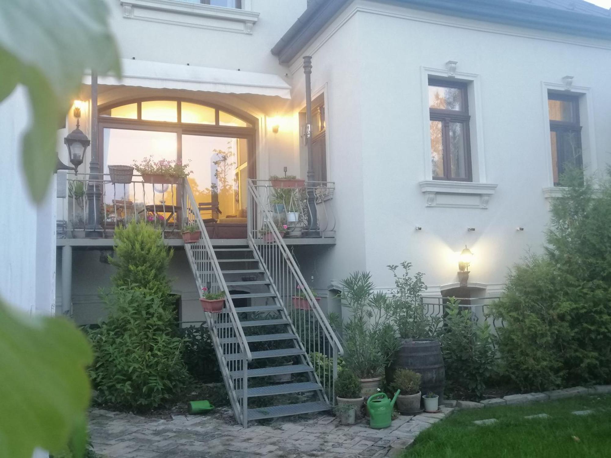Kuria Apartman With Private Jacuzzi And Pool Budapest Exterior foto