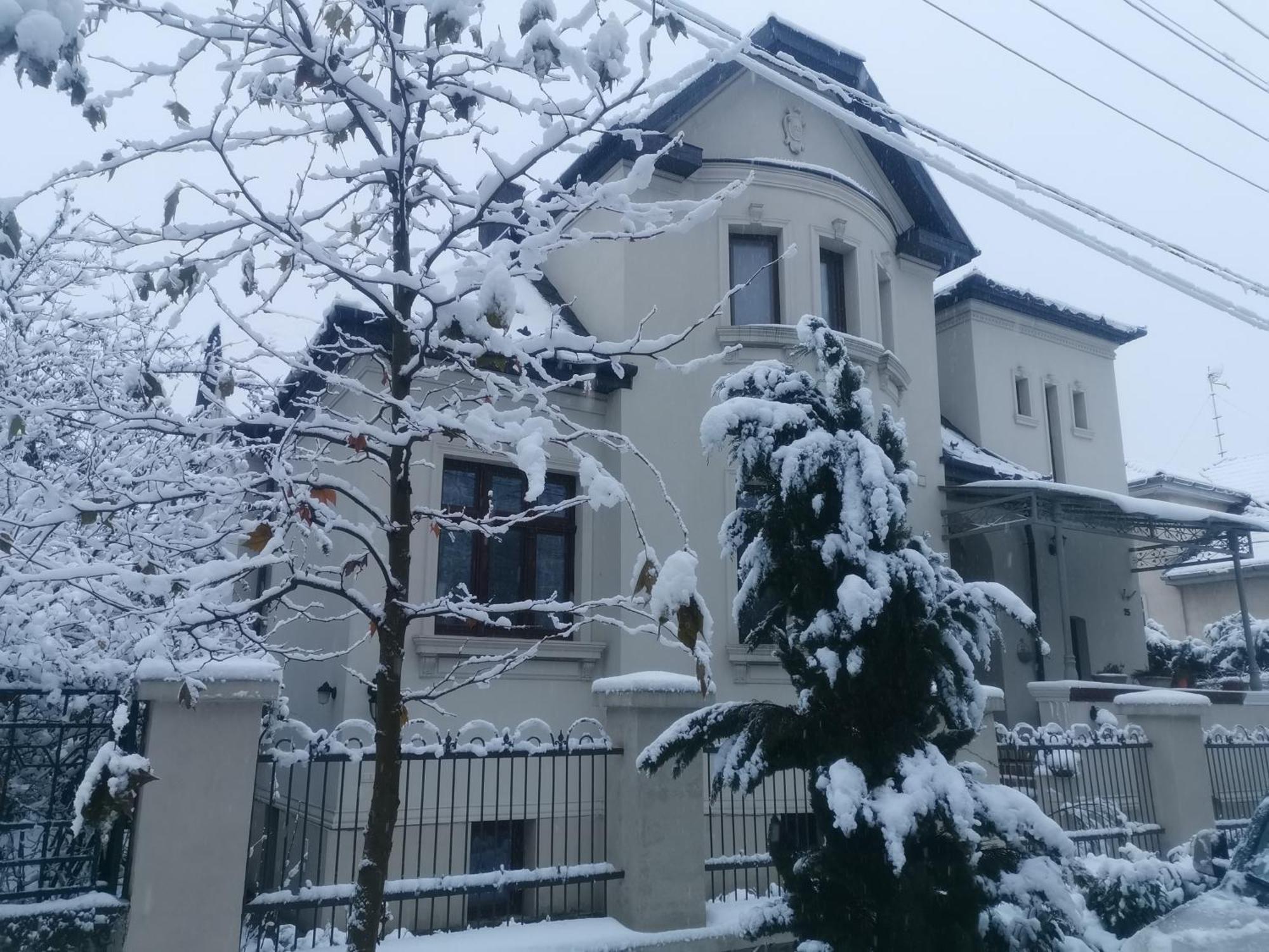 Kuria Apartman With Private Jacuzzi And Pool Budapest Exterior foto