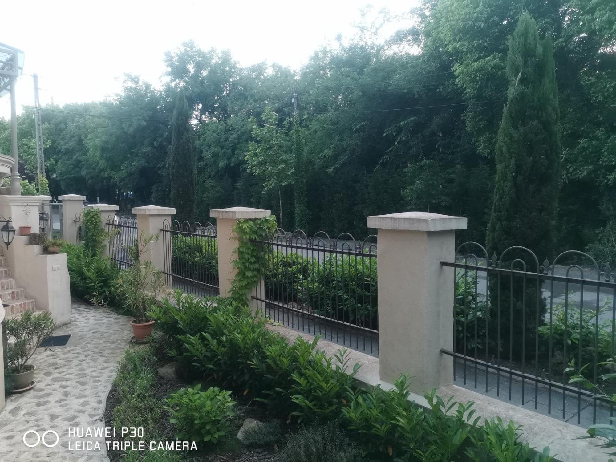 Kuria Apartman With Private Jacuzzi And Pool Budapest Exterior foto